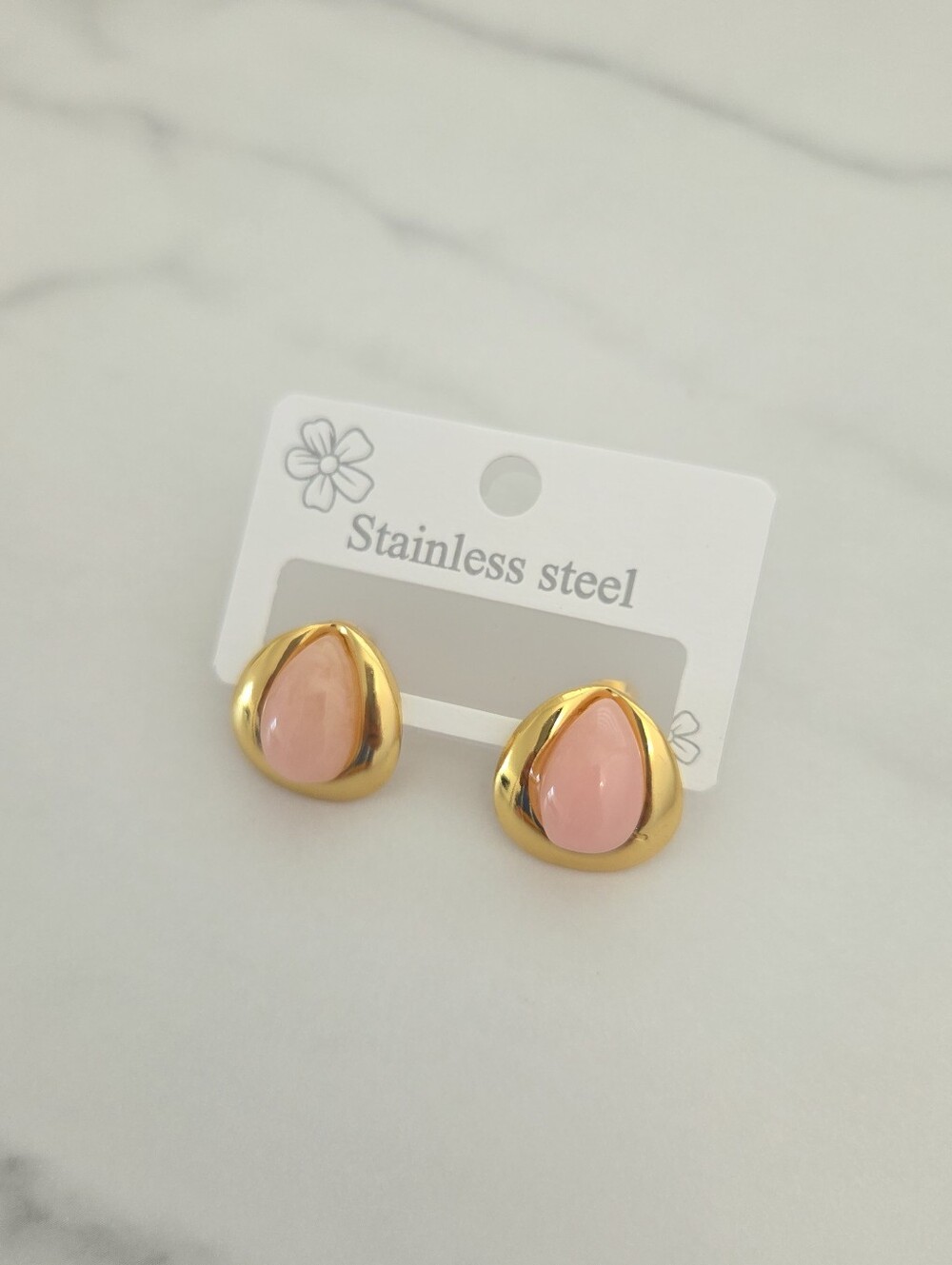 Gold Tone Pink Teardrop Statement Stud Earrings Modern Retro Jewelry - Picture 4 of 15